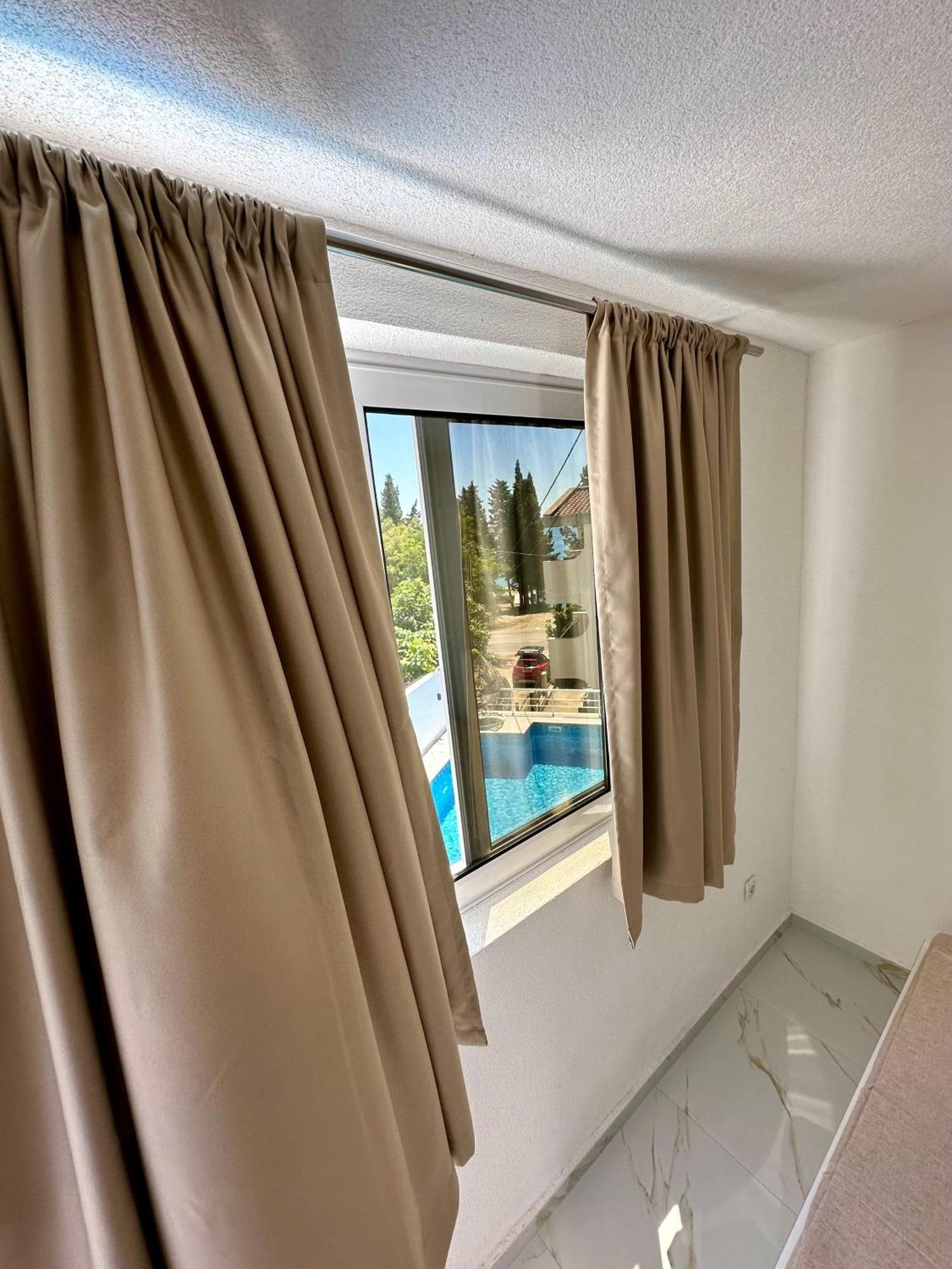 Dilan By The Sea Апартаменти