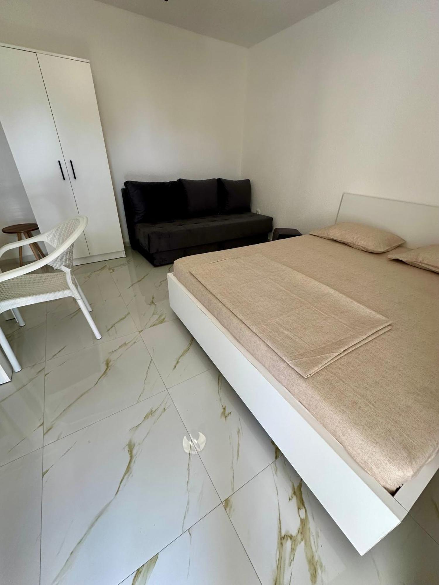 Dilan By The Sea Apartment